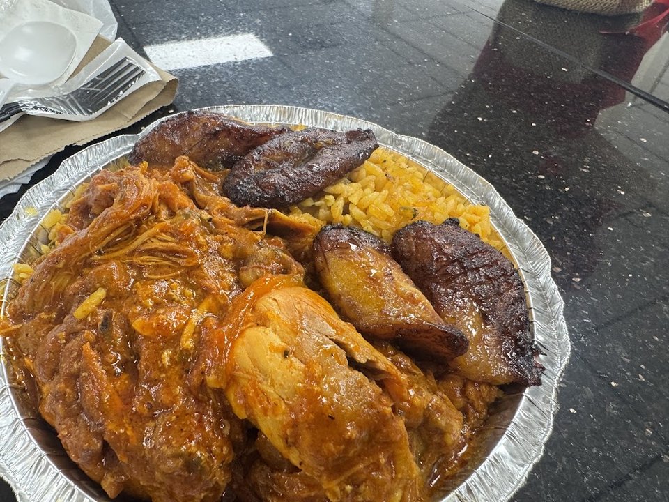 Stewed Chicken with Fried Plantains
